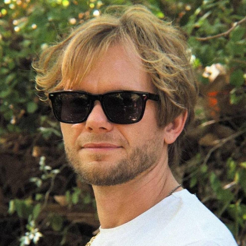 Vitalii Rizol - Subjektiv.art